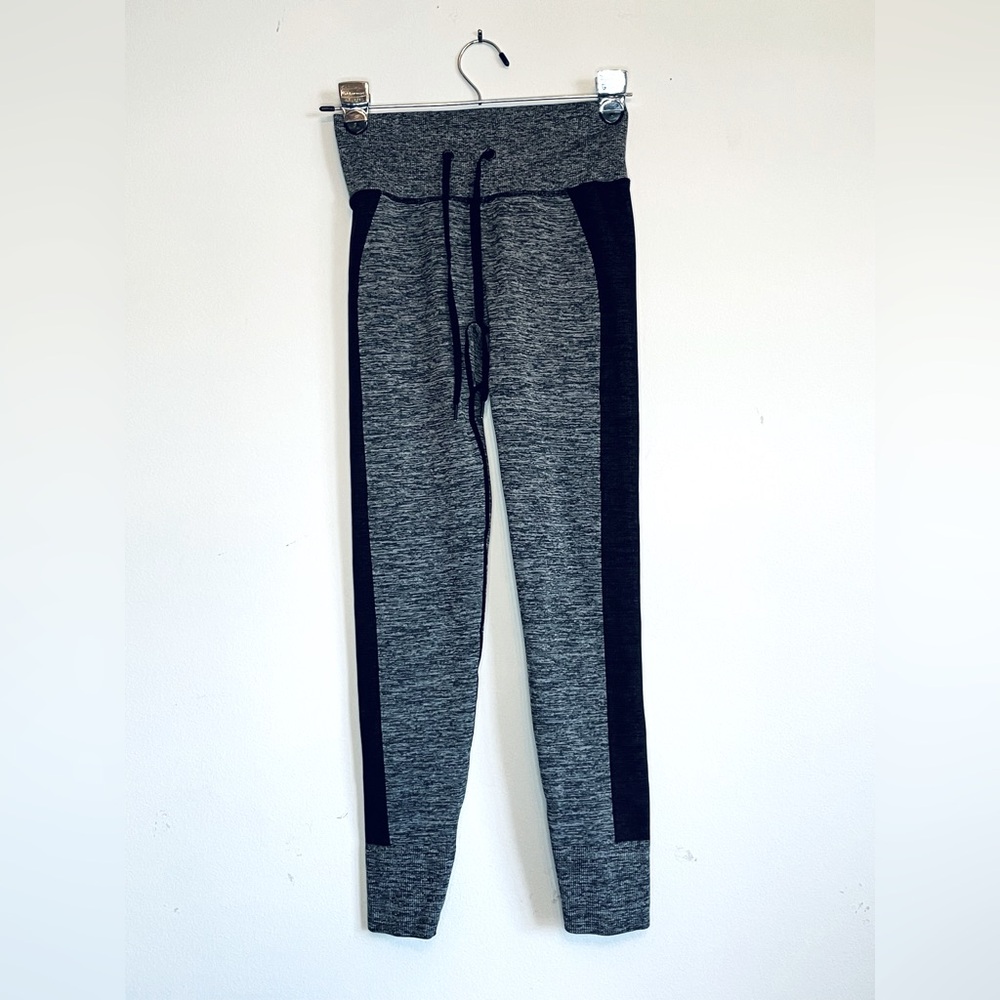 PINK Victorias Secret active sporty leggings gym workout athletic workout yoga